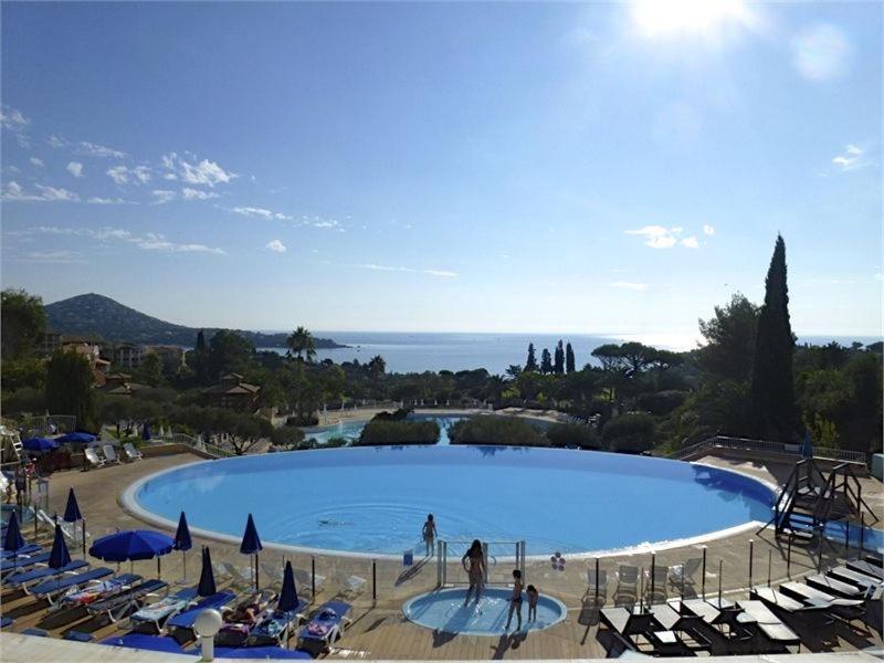Studio 4P Vue Mer Calme Cap Esterel Saint-Raphaël المظهر الخارجي الصورة